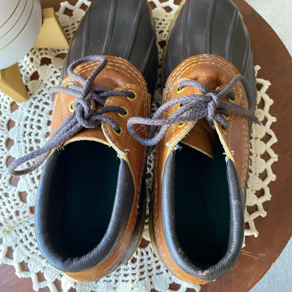 L.L. Bean Maine Hunting Shoe Ankle Boots Stylish Brown and Tan EUC